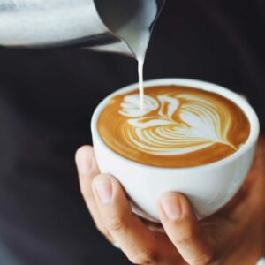 Atelier latte art et découverte du café de spécialité chez FOX COFFEE à Metz